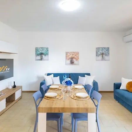 Spazioso - A Pochi Passi Dal Mare, La Caletta